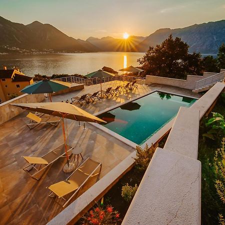 Apartments Casa Delone Kotor Exteriör bild